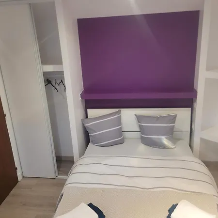 Apparemment Proche De La Béziers